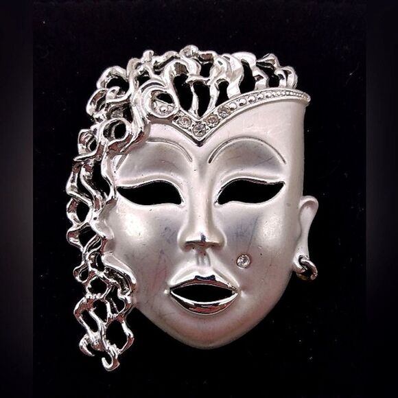 Mask Brooch Jewelry - Silver Masquerade Mask Brooch Pendant Jewelry Vintage